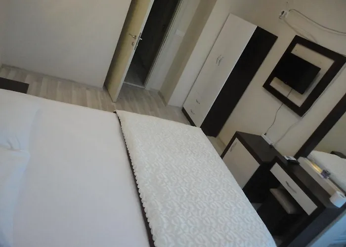 Nurella Motel